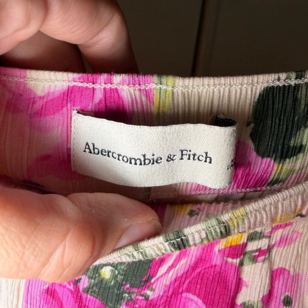 Abercrombie & Fitch Pink Floral Plisse Wide Leg Pants Womens XL Short XLs